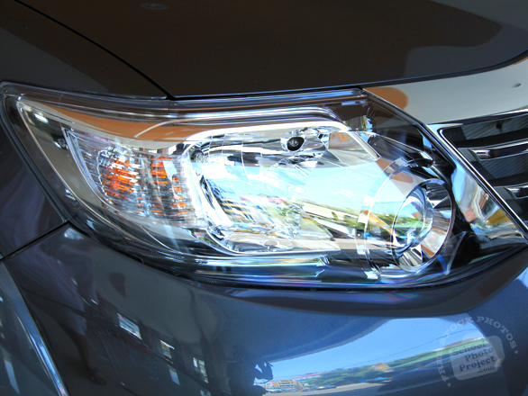 headlight, front light, Toyota Fortuner, Toyota SW4, SUV, free foto, free photo, stock photos, picture, image, free images download, stock photography, stock images, royalty-free image